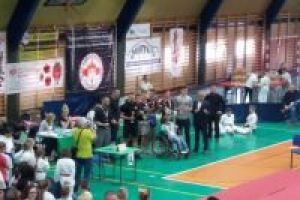 Zbiórka pieniędzy podczas turnieju karate