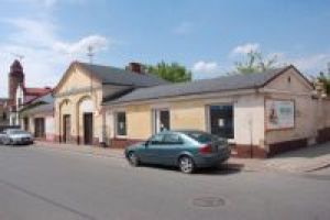 Jatki - widok budynku od frontu