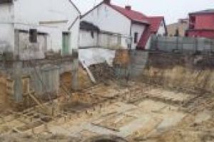 Budowa fundamentów nowego budynku