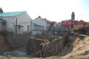 Budowa fundamentów nowego budynku