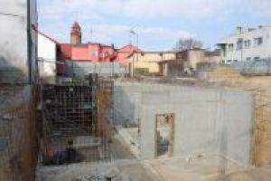 Budowa fundamentów nowego budynku