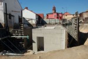 Budowa fundamentów nowego budynku