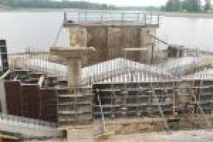 Koryta przelewowe - zbrojenie