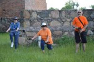 Seniorzy podczas ćwiczeń