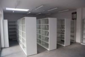 Biblioteka muzealna - regały na książki