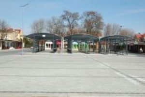 Targowisko po modernizacji - strefa handlowa niezadaszona