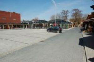 Targowisko po modernizacji - strefa handlowa niezadaszona