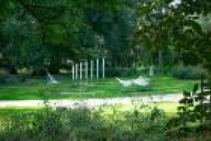 Park po rewaloryzacji - instrumenty grające