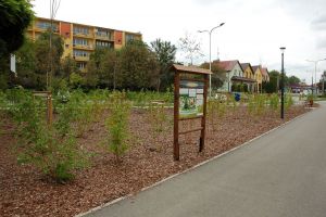 tablica edukacyjna przy osiedlu