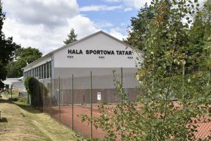Zdjęcie z remontu hali sportowej Tatar