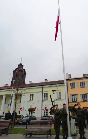 400117182_724864089681993_5309979958299716037_n żołnierze flaga Polski