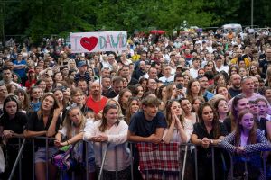 20240525-195832-077-0586_ILCE-1