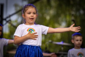 20240526-143616-400-8186_ILCE-1