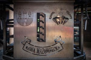 20240526-200155-429-4341_ILCE-1