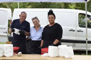 457409289_908807374620996_4878783563609061296_n kobiety i mężczyzna