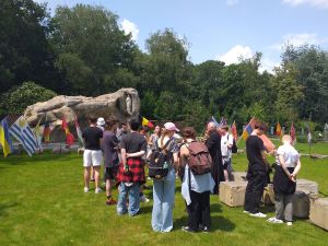 Ogród Dialogu - przykład miejsca łączącego sferę społeczną, środowiskową i przestrzenną