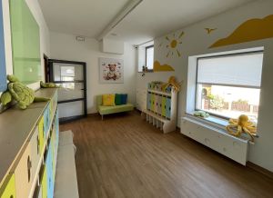 szatnia na piętrze budynku