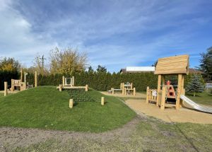 przebudowany plac zabaw przy żłobku