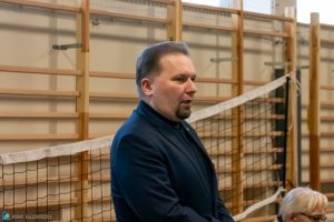 20251022-_DSC0890 przedstawiciel organizacji "TOPORY"