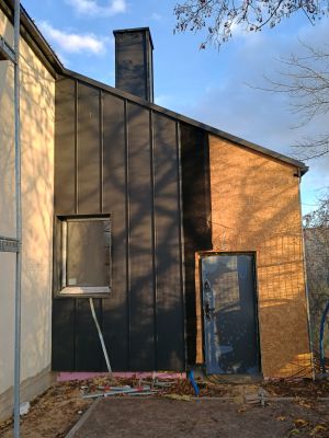 prace na zewnątrz budynku