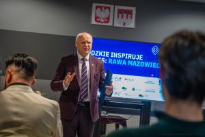 20251120-151118-604-8555_ILCE-1