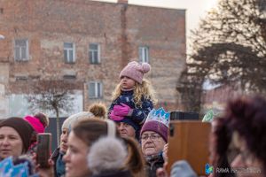 _DSC8011-109dzieci biorące udział w jasełkach