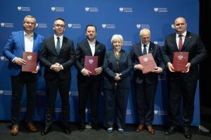 668172231_1398339098997015_5794257819657948431_n Wojewoda Łódzki wraz z Burmistrzem Miasta Rawa Mazowiecka oraz włodarzami...