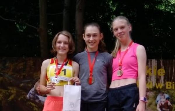 Fantastyczne występy rawskich lekkoatletek