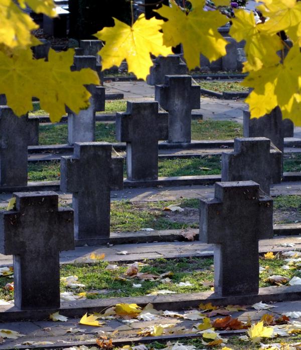 "Można odejść na zawsze, by stale być blisko"