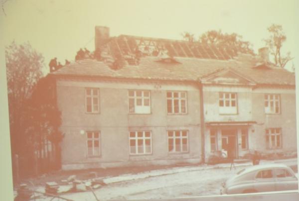 Powojenne wspomnienia rawian w rawskiej bibliotece