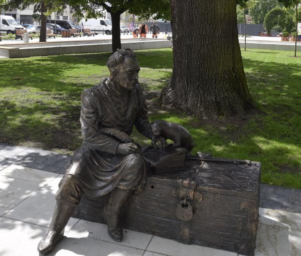 Elementy małej architektury - nawiązujemy do historii Rawy