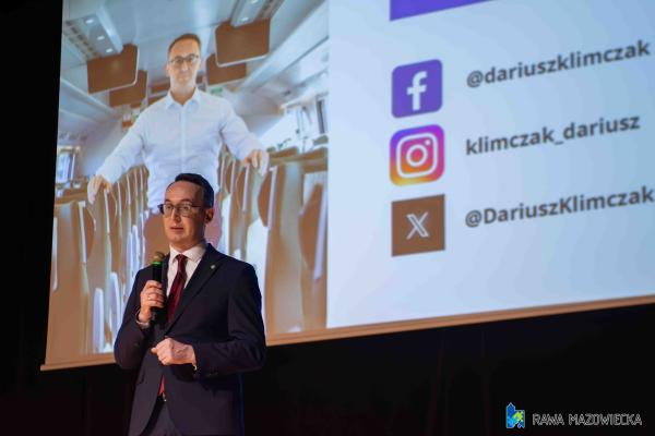 Porozmawiajmy o Polsce – relacja ze spotkania z Ministrem Infrastruktury